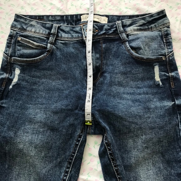 EightyTwo Denim Acid Wash Skinny Ankle Jeans Size 5 Pockets Dark Blue Distressed - Picture 11 of 16
